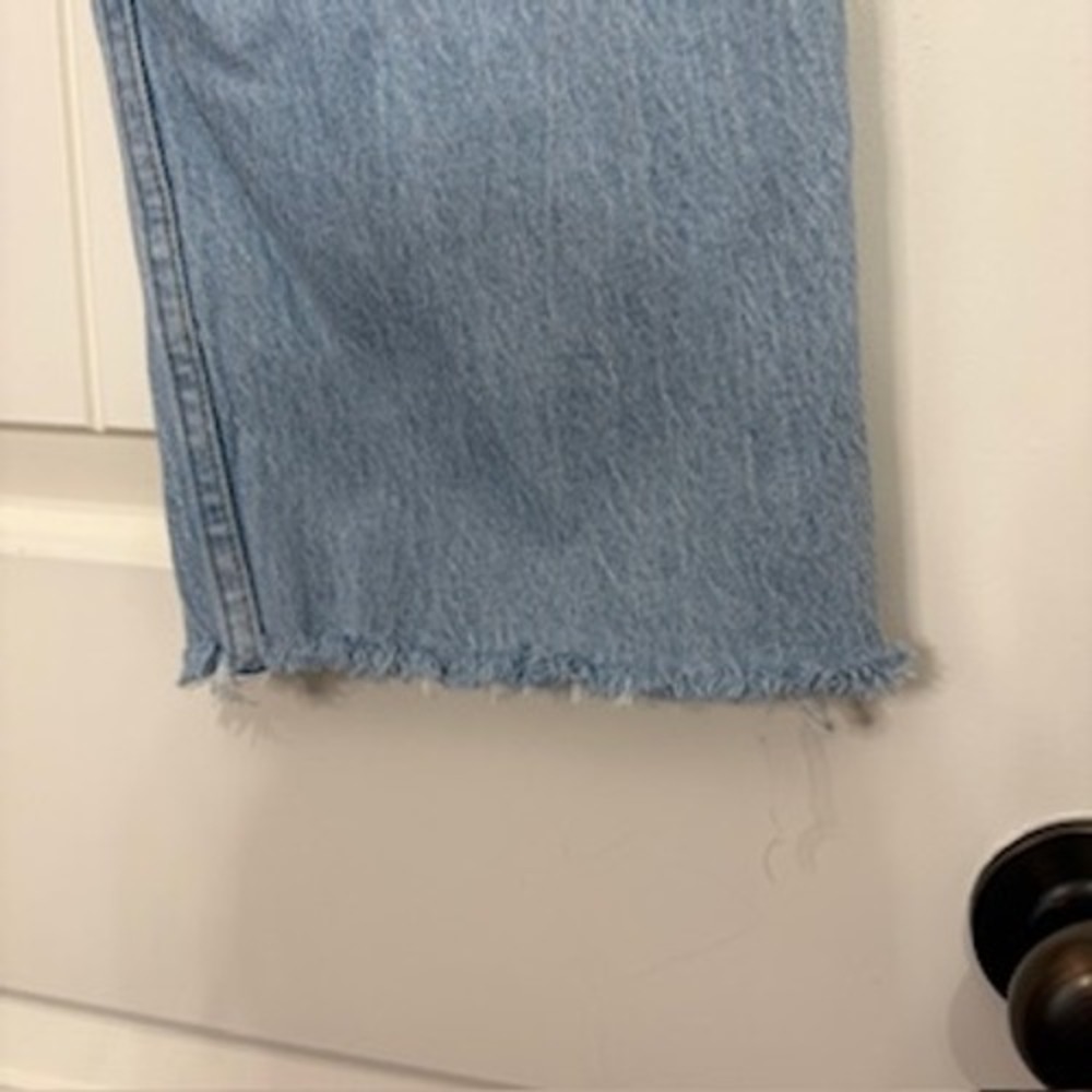 Abercrombie & Fitch 90s Straight Mid Rise Distressed Jeans Light Wash Blue 33 L - Picture 7 of 11
